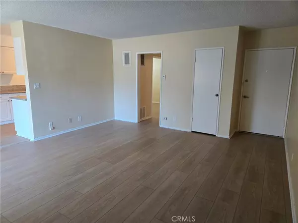 Pasadena, CA 91101,780 Earlham ST #1