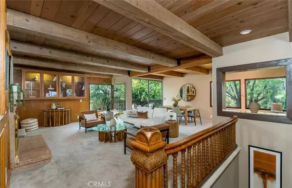 Glendale, CA 91207,1835 Las Flores DR