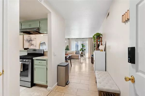 Long Beach, CA 90804,1207 Obispo AVE #107