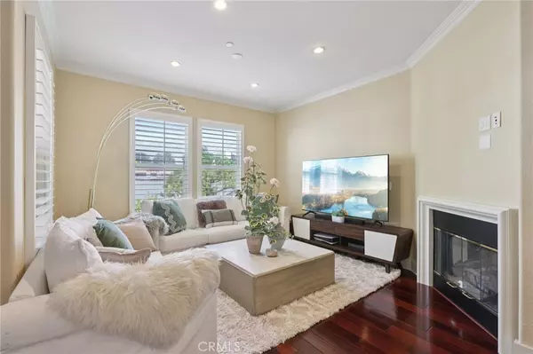 453 N Altadena DR #5, Pasadena, CA 91107