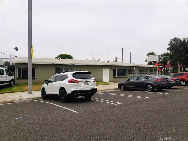 Inglewood, CA 90305,8473 S Van Ness AVE