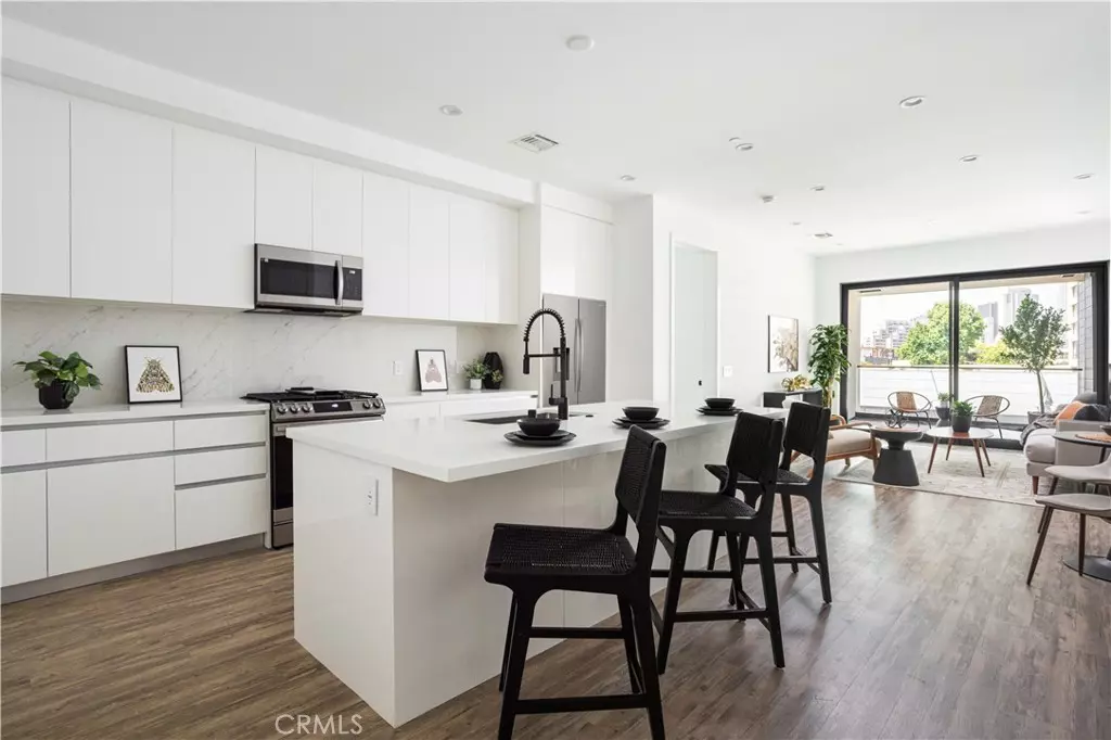 Los Angeles, CA 90012,118 Astronaut Ellison S Onizuka Street #811