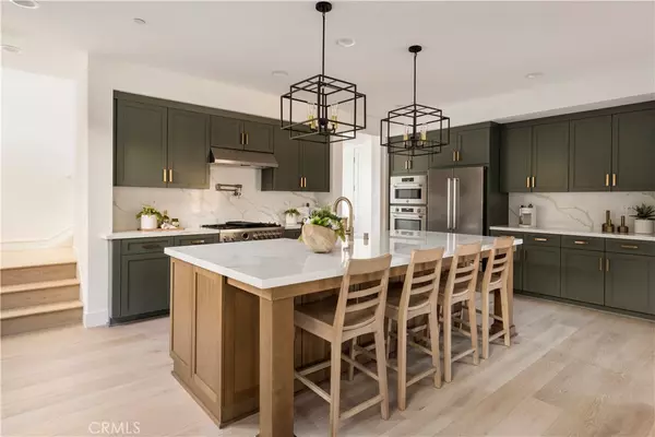 Altadena, CA 91001,197 E Palm ST