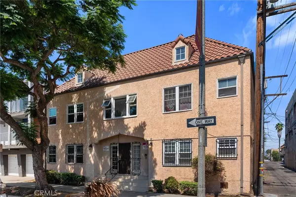 Long Beach, CA 90802,723 E 3rd #16