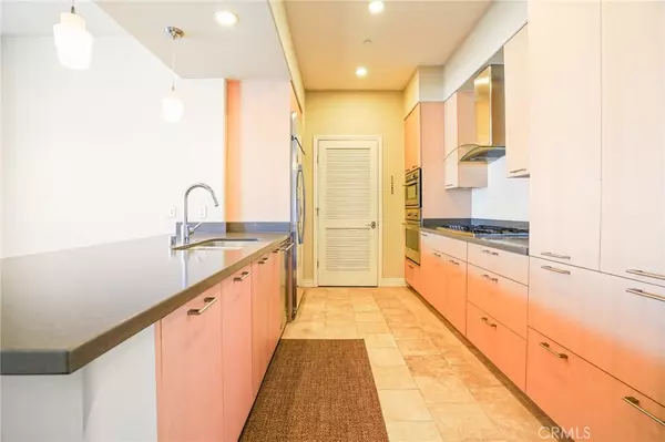 Glendale, CA 91210,603 603 Caruso AVE