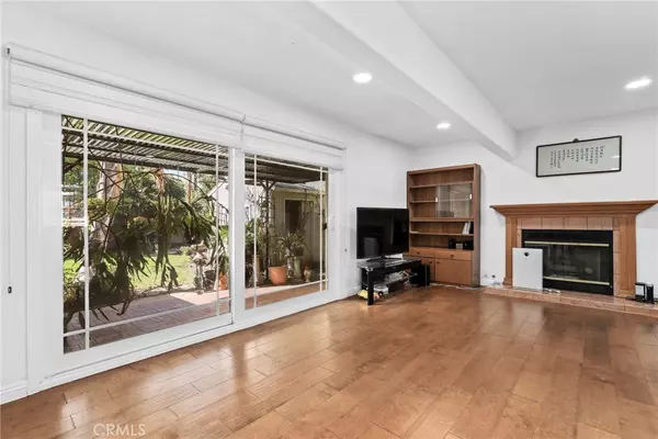North Hills, CA 91343,9945 Gaviota AVE