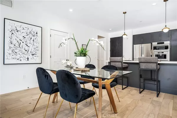 Los Angeles, CA 90019,1333 S Orange Grove AVE #201