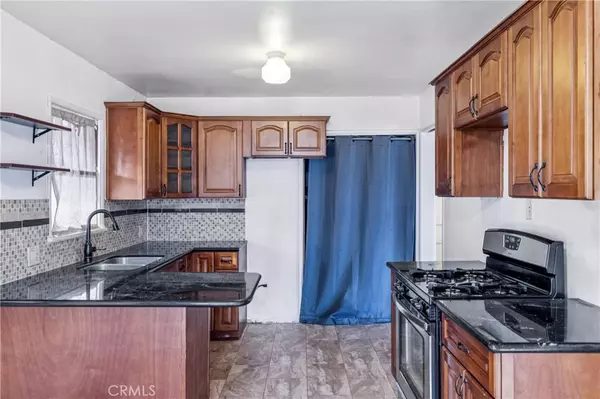 Whittier, CA 90602,13701 Russell