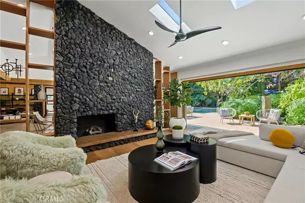 Northridge, CA 91324,9701 Bothwell Road