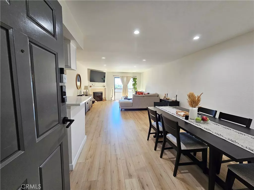 Glendale, CA 91204,424 Oak ST #324