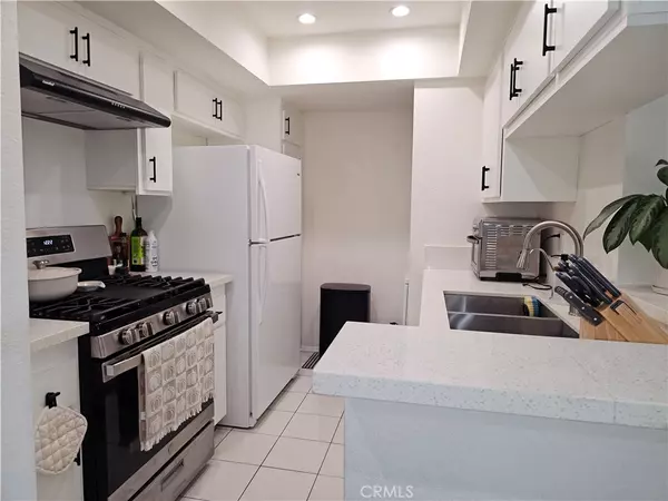 Glendale, CA 91204,424 Oak ST #324