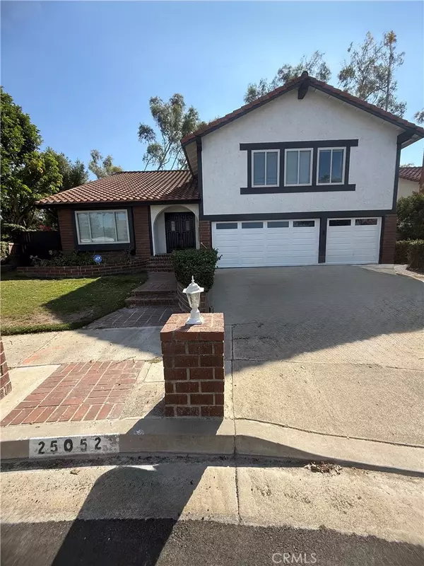 25052 Calle Arenal, Lake Forest, CA 92630