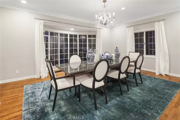 Altadena, CA 91001,2494 Glen Canyon RD