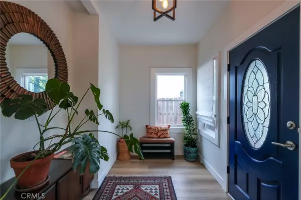 Los Angeles, CA 90039,3958 Seneca AVE