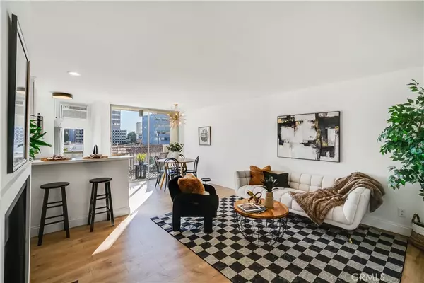 Los Angeles, CA 90048,6151 Orange #307