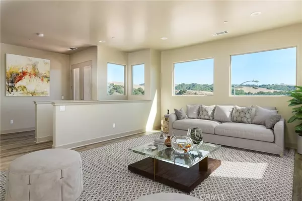 Pismo Beach, CA 93449,1051 Canyon LN