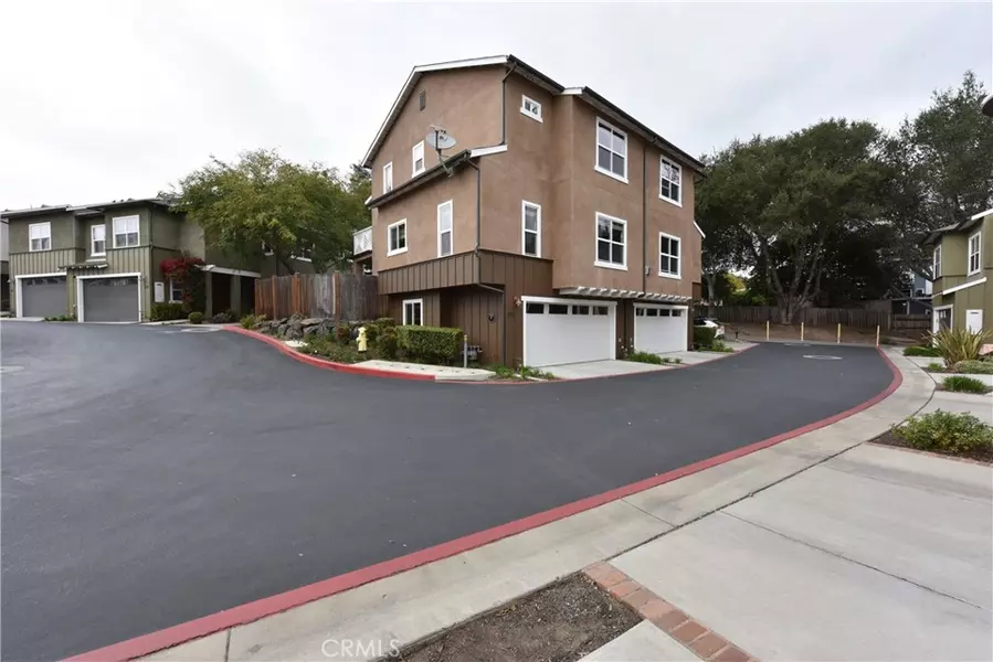 318 Creekview Way, Arroyo Grande, CA 93420