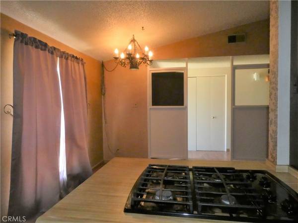 Santa Maria, CA 93455,1090 Via Esmeralda