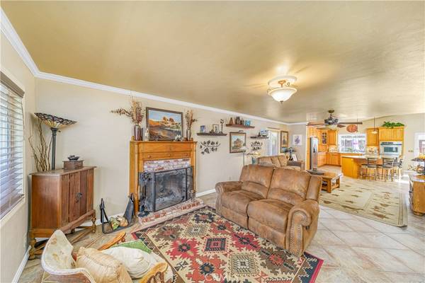 Lompoc, CA 93436,408 S B ST