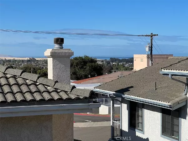 Grover Beach, CA 93433,1877 Newport AVE