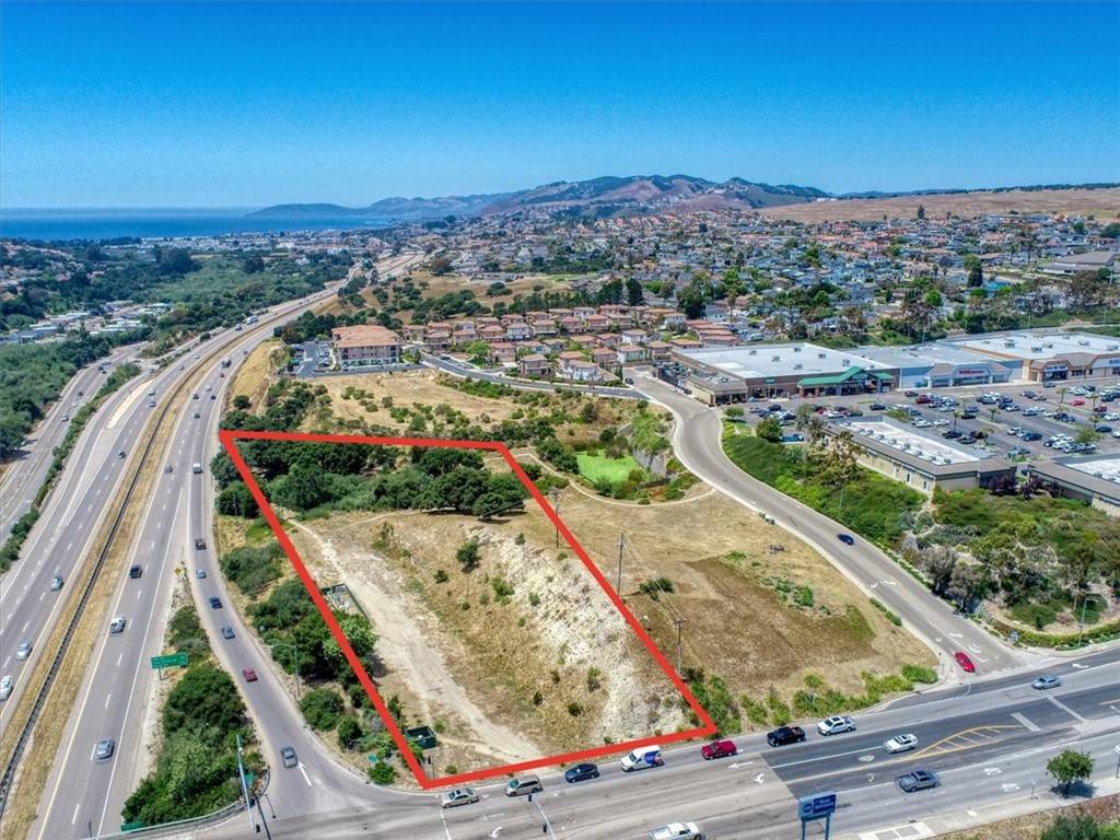 Pismo Beach, CA 93449,0 Oak Park Blvd ST