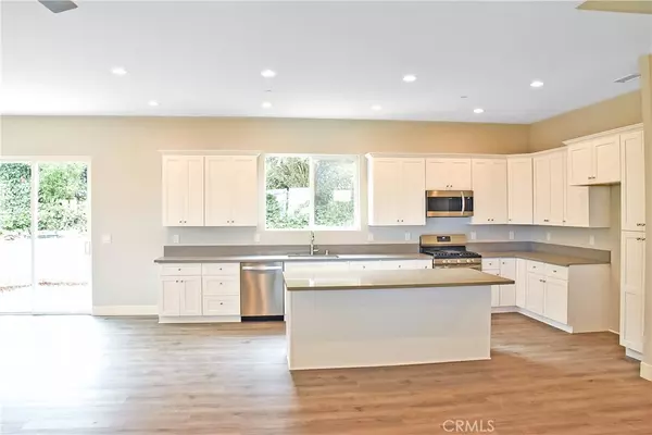 Lompoc, CA 93436,604 University DR