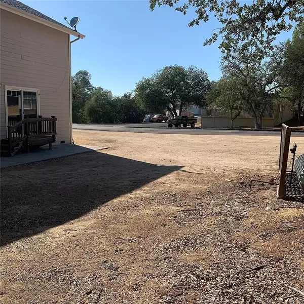 Bradley, CA 93426,2576 Captains WALK