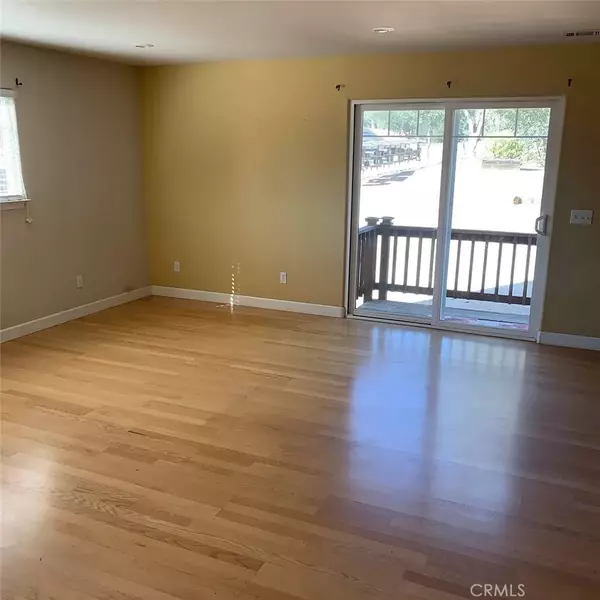 Bradley, CA 93426,2576 Captains WALK