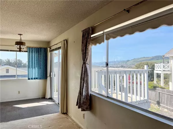 Grover Beach, CA 93433,875 N 3rd ST