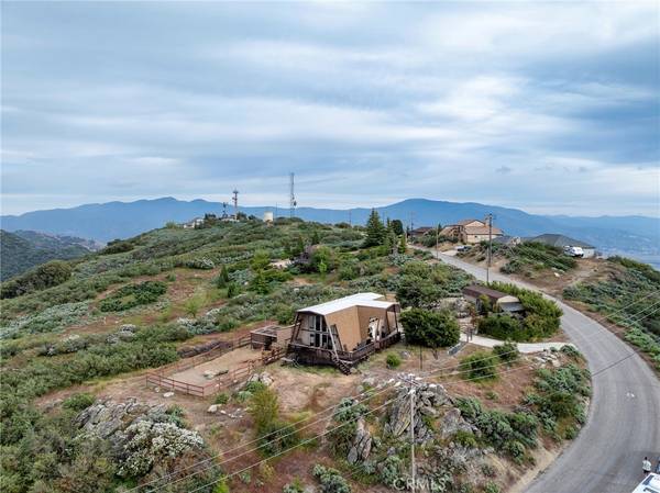 Tehachapi, CA 93561,23960 El Rancho DR