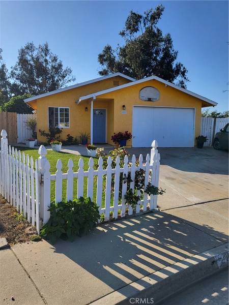 287 Mahoney LN, Guadalupe, CA 93434