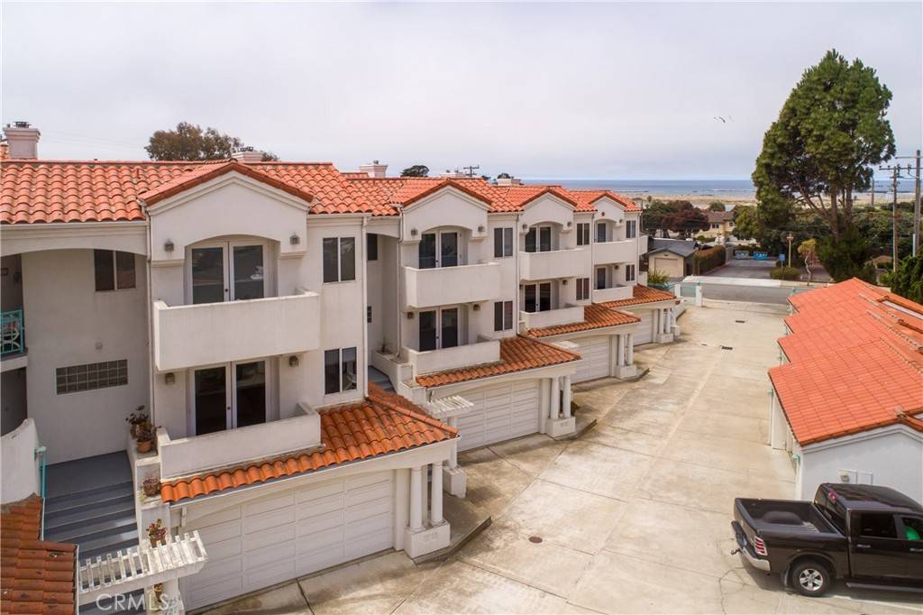 Morro Bay, CA 93442,721 Piney WAY #4