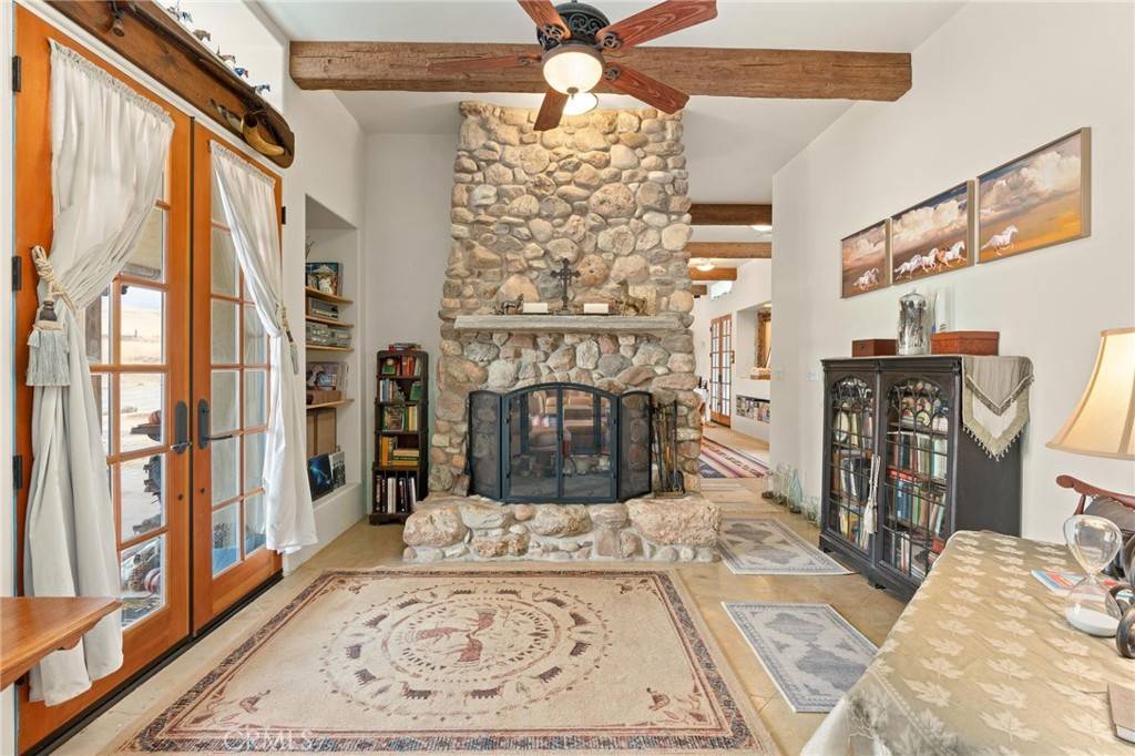 Arvin, CA 93203,6002 General Beale RD