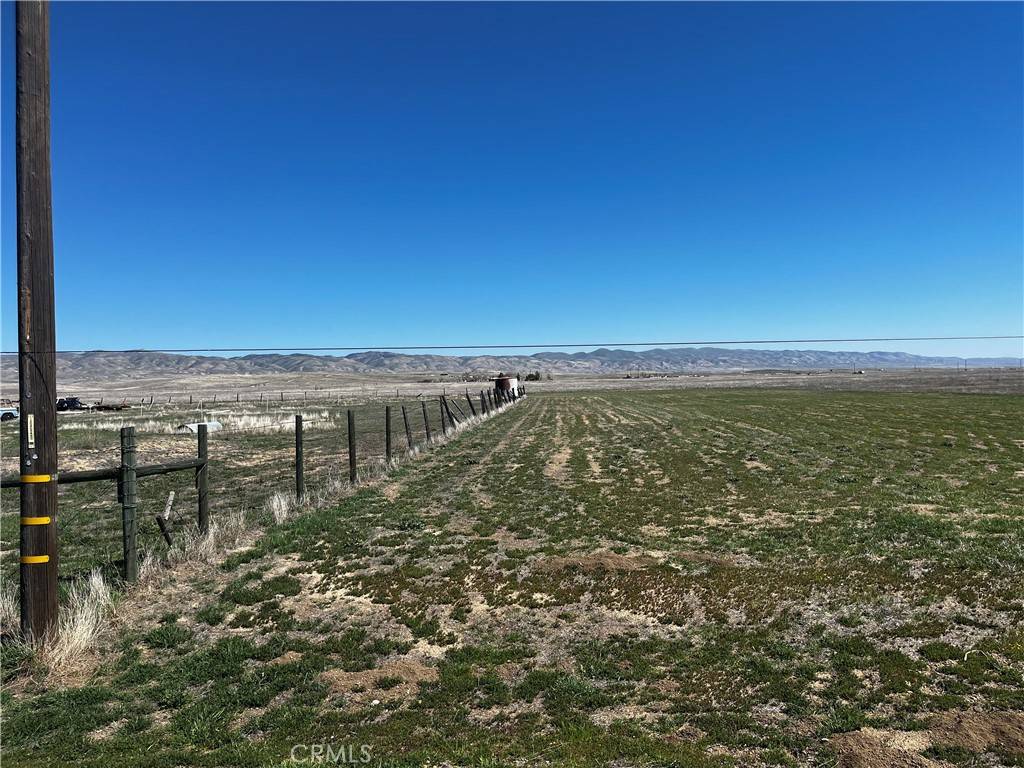 0 Dardanelle RD, Santa Margarita, CA 93453