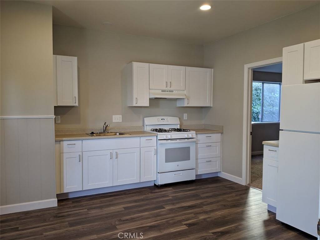 Pismo Beach, CA 93449,351 San Luis AVE