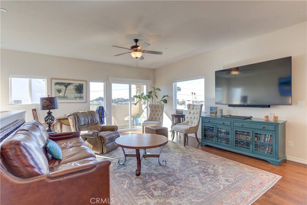 Grover Beach, CA 93433,777 Manhattan AVE
