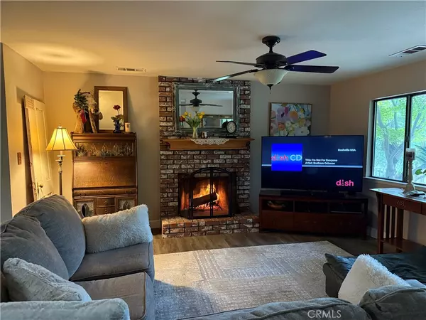 Three Rivers, CA 93271,40820 Oak Ridge DR