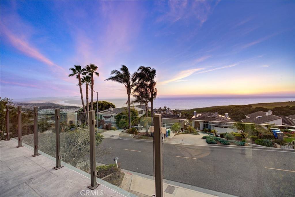 Pismo Beach, CA 93449,1174 Longview Avenue