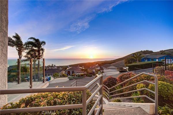 Pismo Beach, CA 93449,1174 Longview Avenue