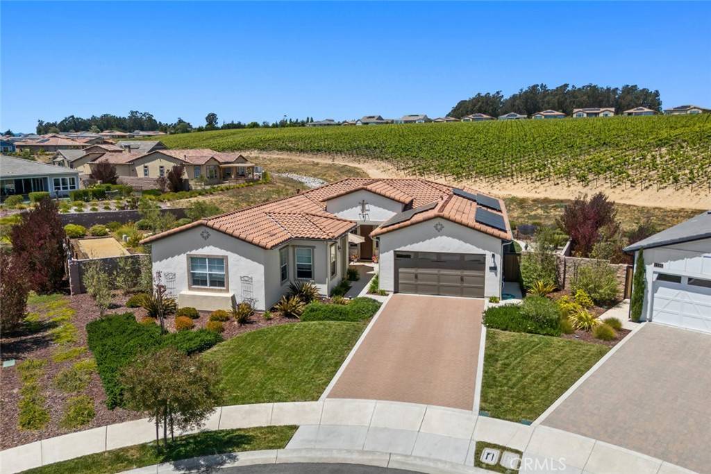 1330 Riley LN, Nipomo, CA 93444