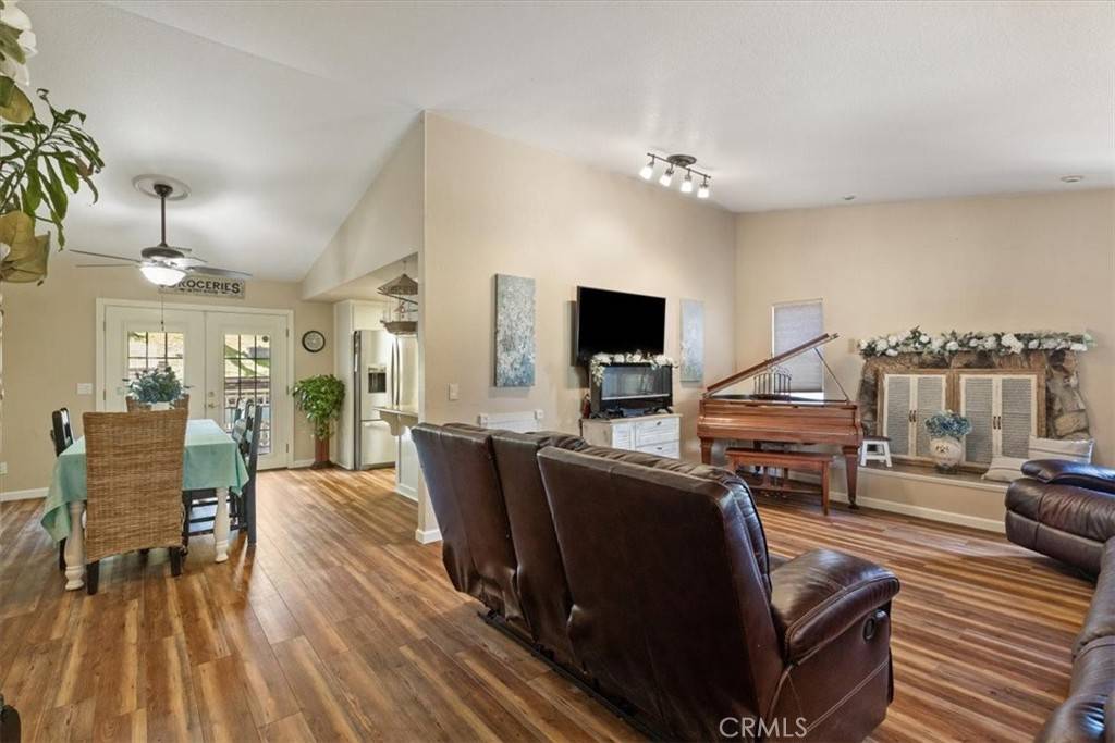 Paso Robles, CA 93446,616 Jackson DR