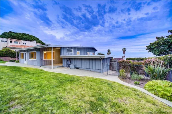 Pismo Beach, CA 93449,152 El Portal Drive