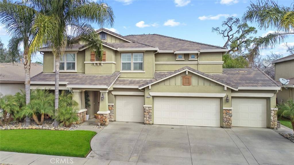 3010 W Ceres AVE, Visalia, CA 93291