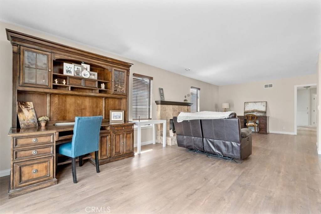Lompoc, CA 93436,916 E Bush AVE