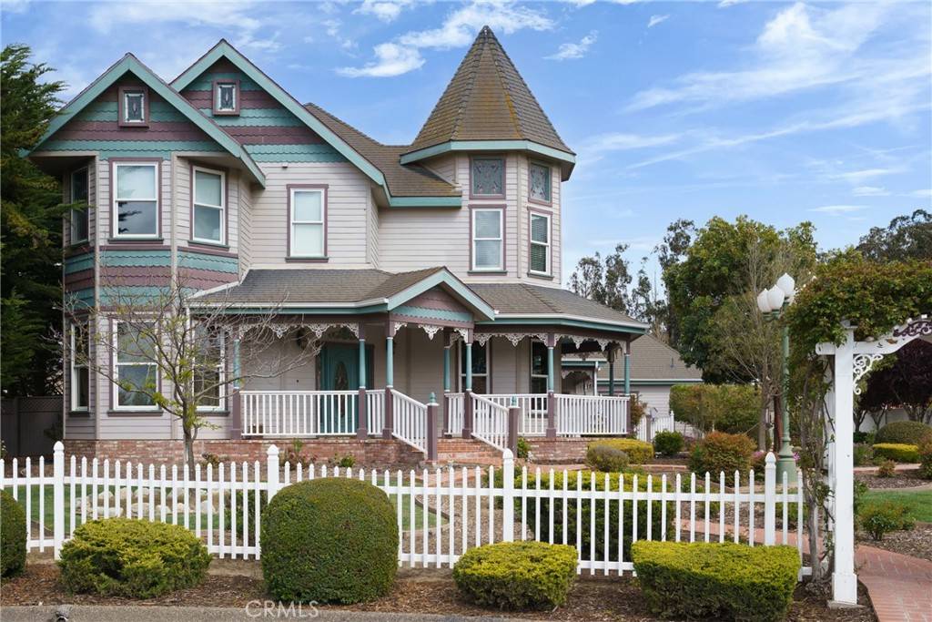 Santa Maria, CA 93455,4527 Kapalua DR
