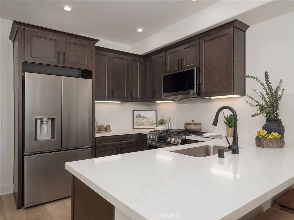 Grover Beach, CA 93433,402 W Grand Ave #203