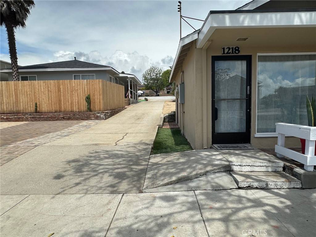 Arroyo Grande, CA 93420,1218 1220 E Grand AVE