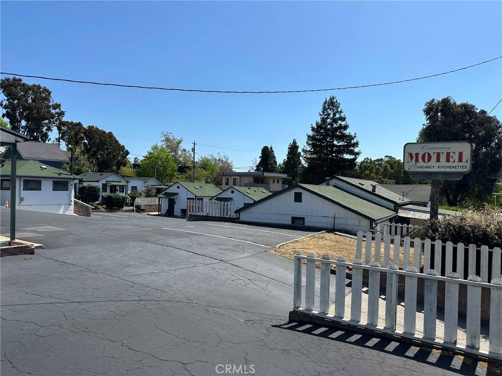 San Luis Obispo, CA 93401,652 Morro ST
