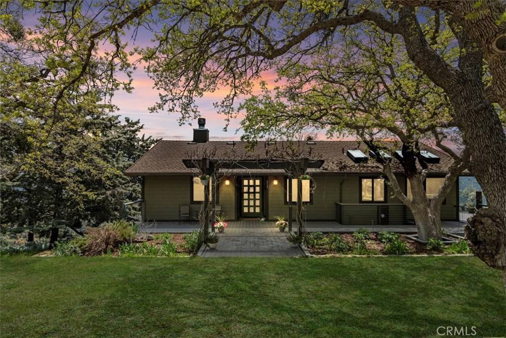 30140 Tuttle CT, Tehachapi, CA 93561