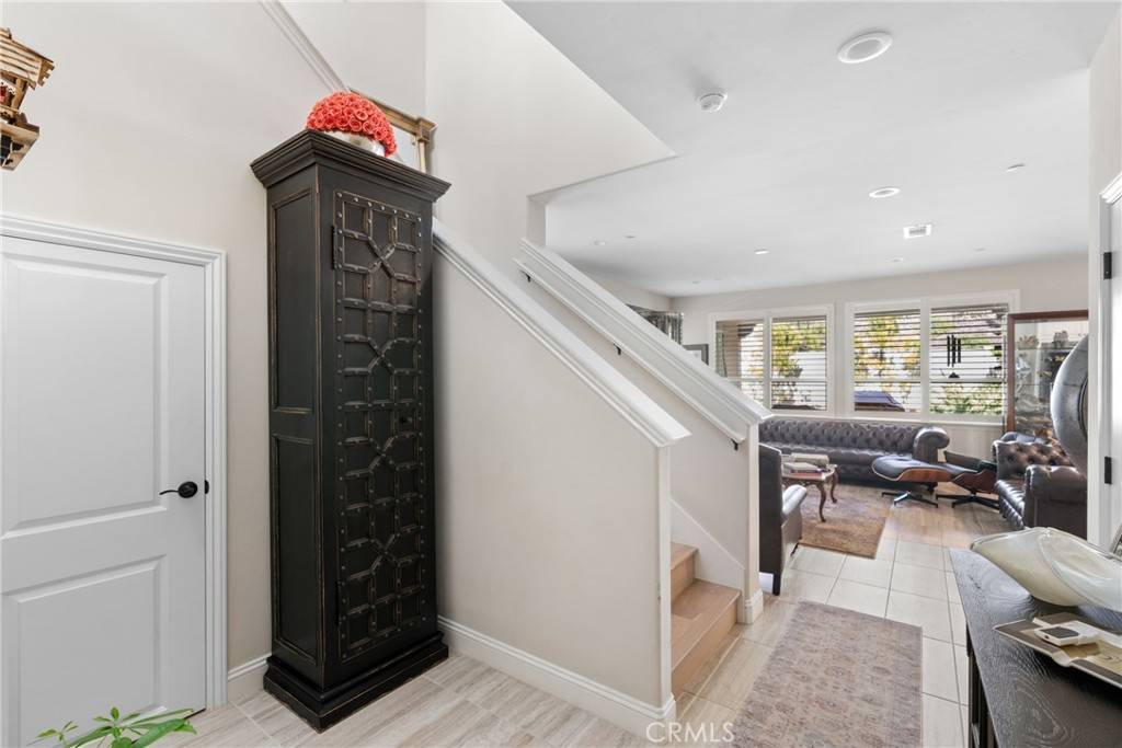 Santa Maria, CA 93455,5666 Kai CT